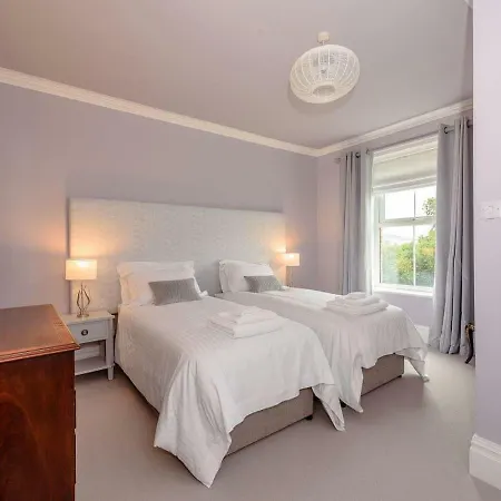 Holiday home High House